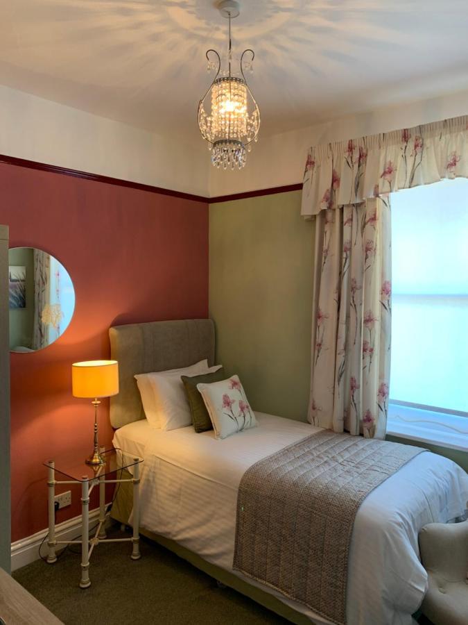 Glendower House Hotell Minehead Exteriör bild